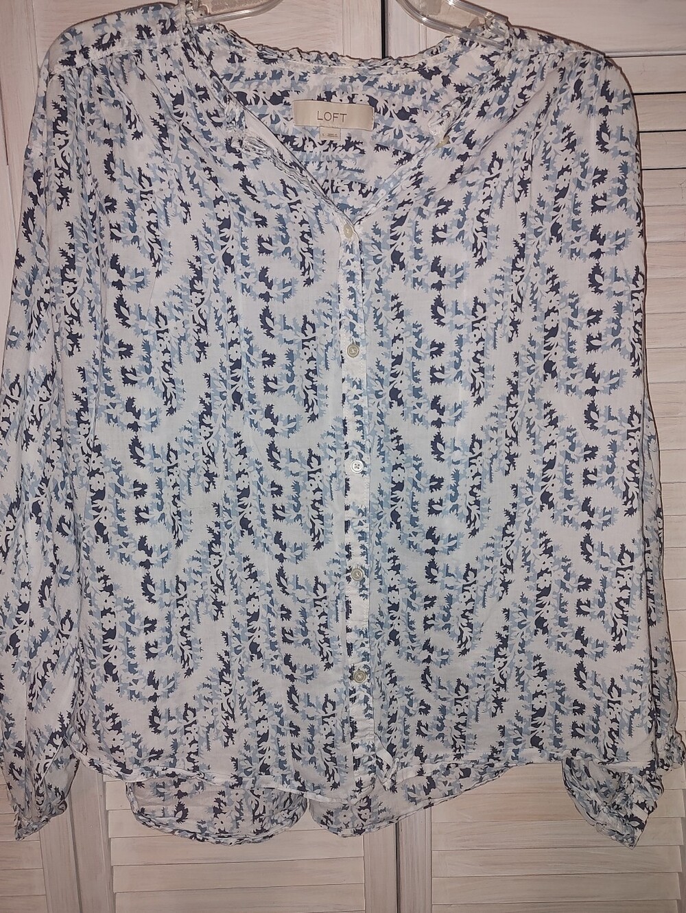 Long Sleeve Blue Ombre Vine  Button-Front Blouse Silky Cotton Large